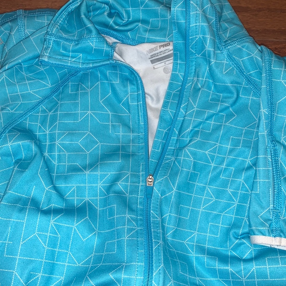 Nike Pro Long Sleeve Thin Jacket